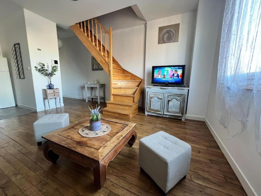 Apartment Casa Pompidou 1 - Joli & Chaleureux T2 - Proche Centre Brive-la-Gaillarde